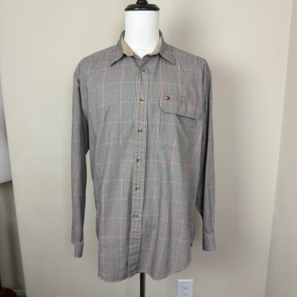 Tommy Hilfiger Other - Tommy Hilfiger Men’s Plaid Long Sleeve Button Down. | Size L